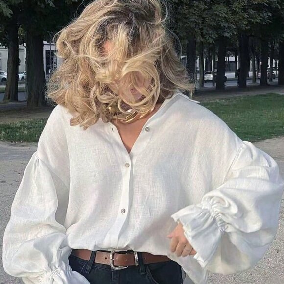 White Elegant Women's Casual Pleated Blouse - Picture 3 of 8